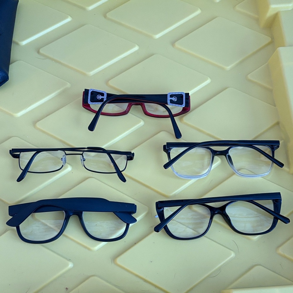 Stylish Eyeglass Frames - image 2